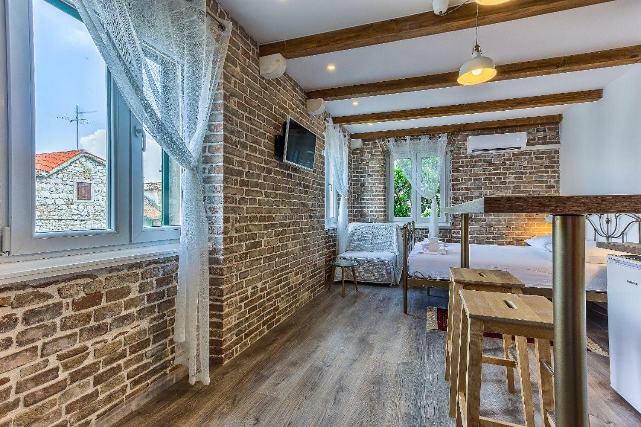Charming Studio Apartment Split Ngoại thất bức ảnh