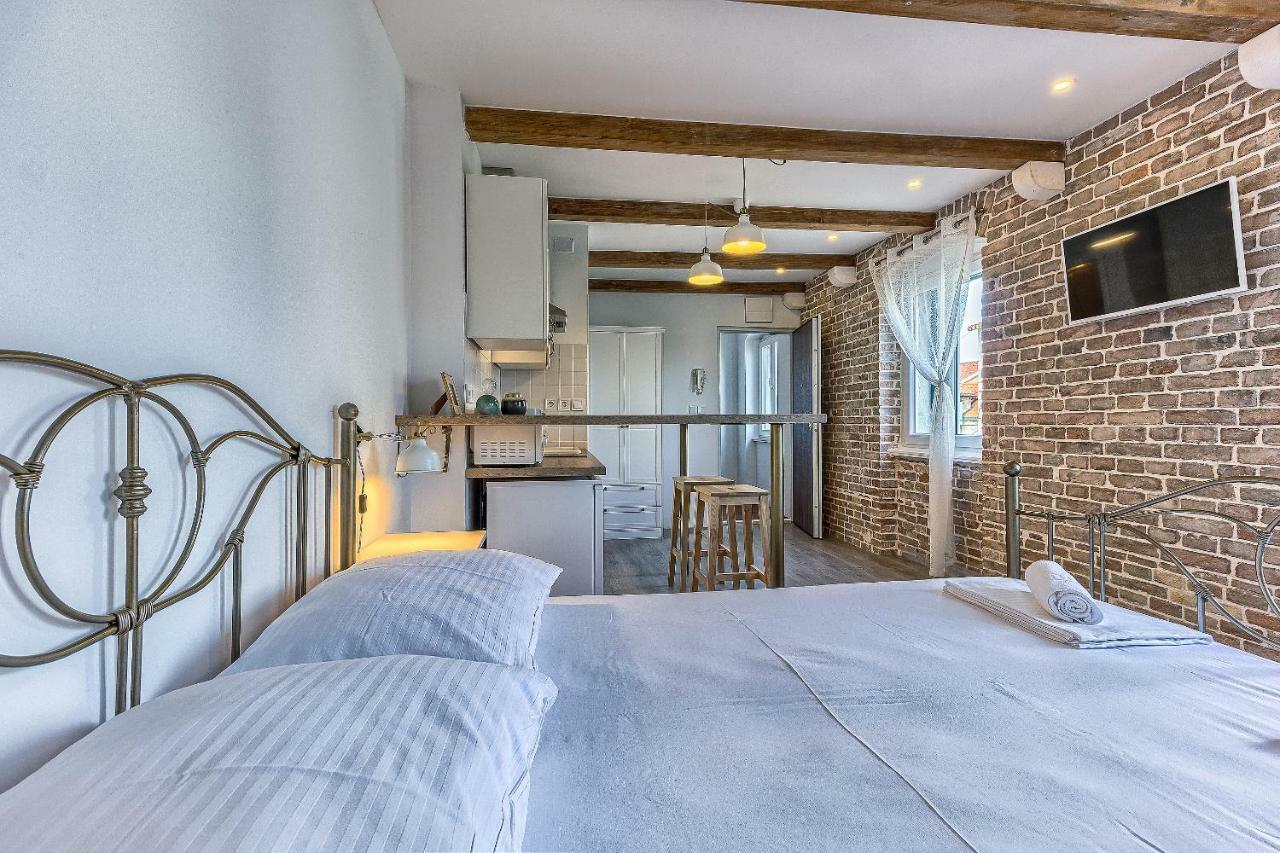 Charming Studio Apartment Split Ngoại thất bức ảnh